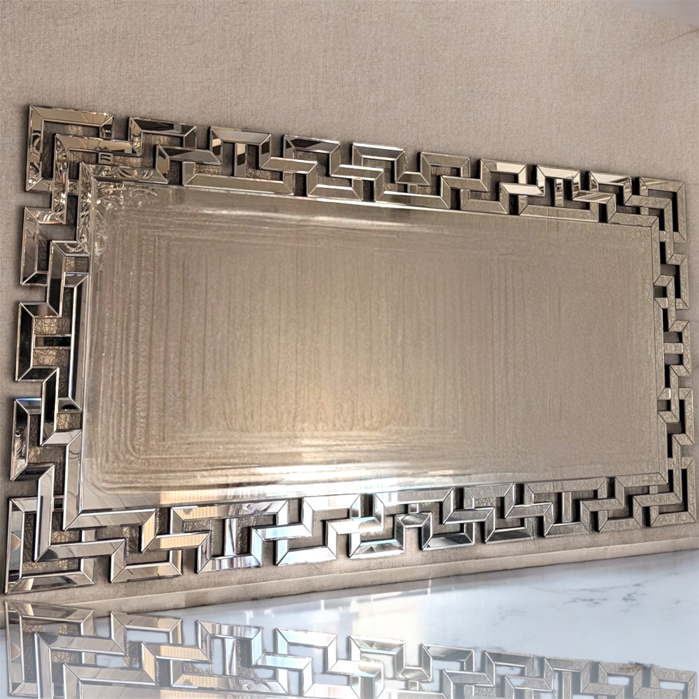 Καθρέπτης κρυστάλλινος Μαίανδρος