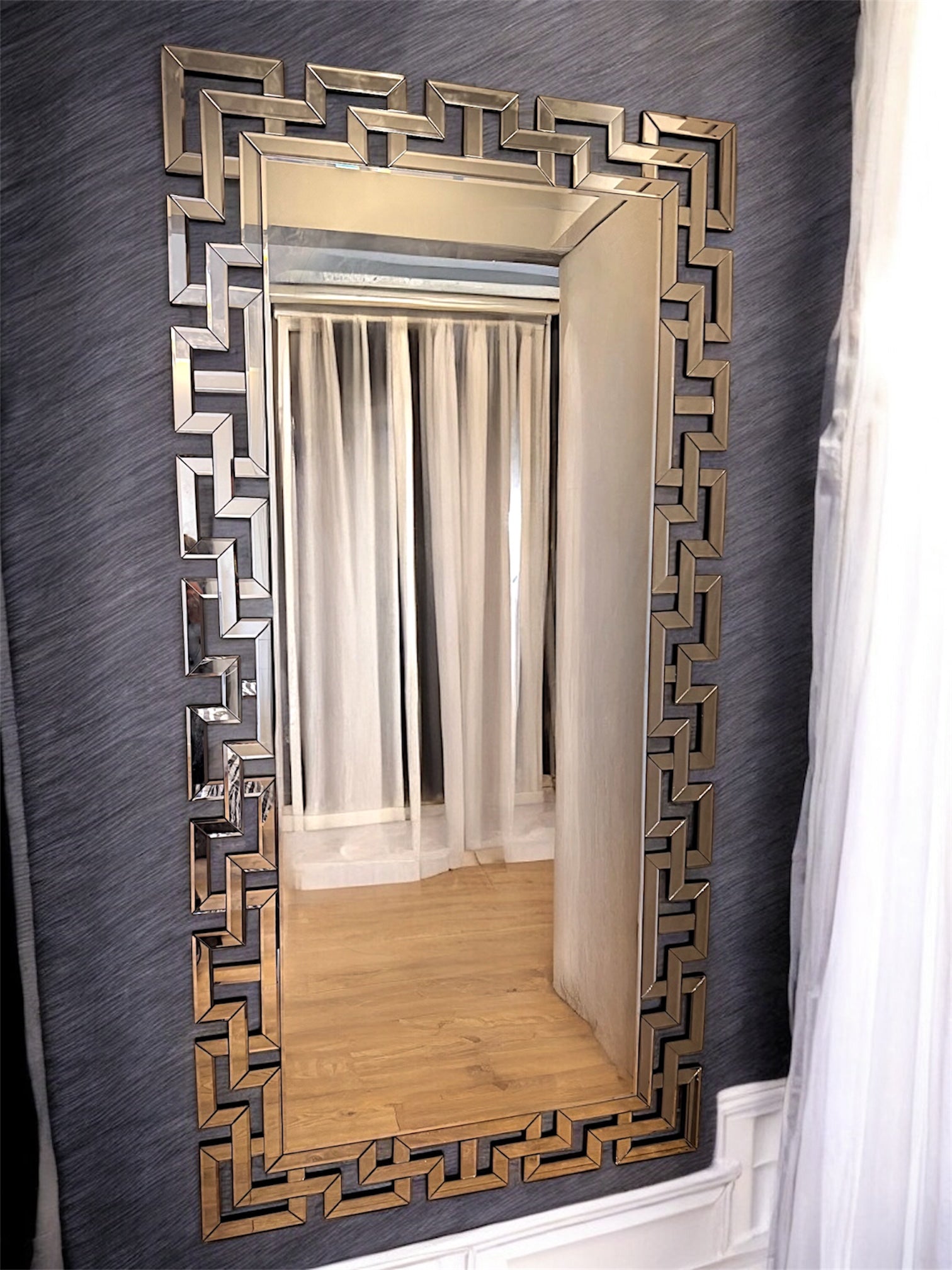 Καθρέπτης κρυστάλλινος Μαίανδρος