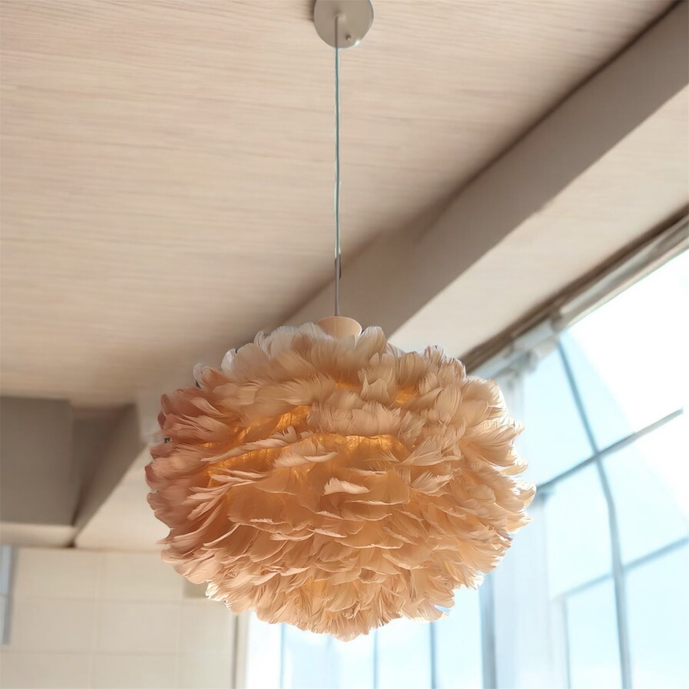 Κρεμαστό φωτιστικό οροφής Πούπουλο